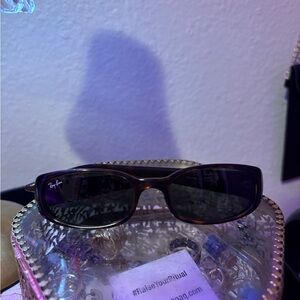 Ray-Ban Women's Black Sunglasses